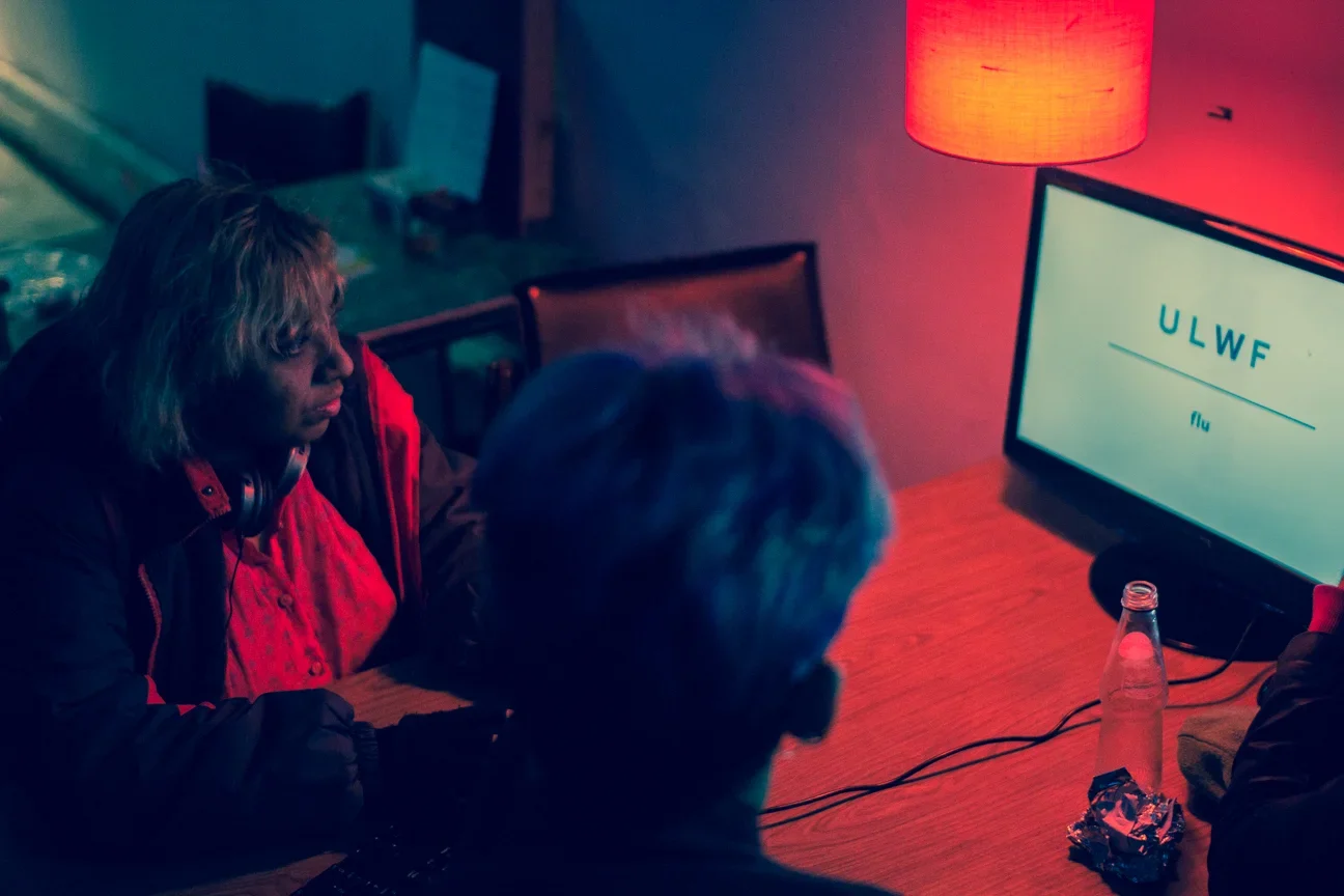 Players at the Bosswords computer at BAR SK.